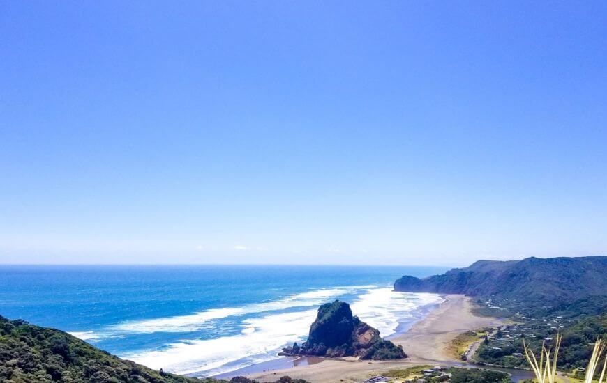 piha beach
